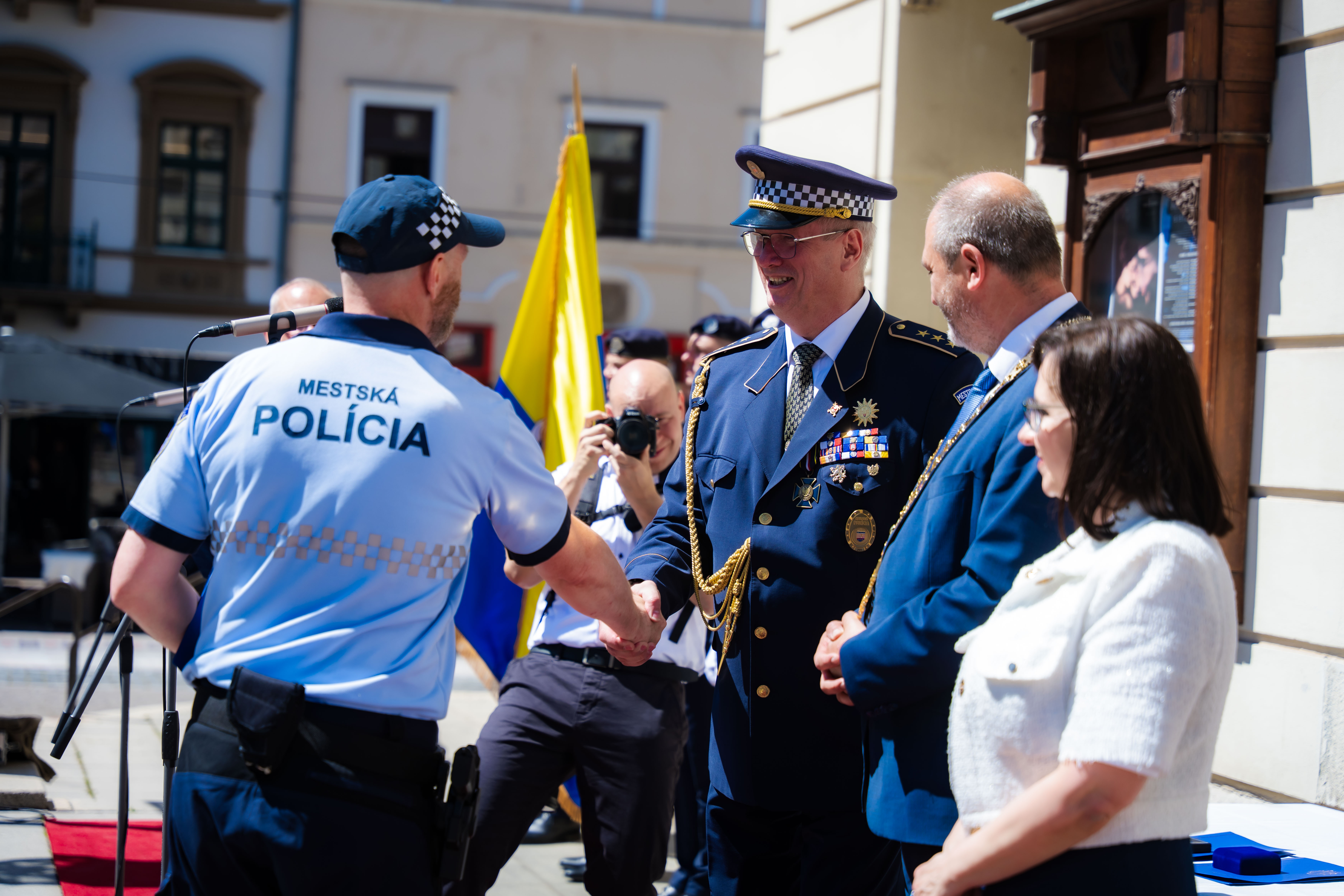 Slavnostne ocenovanie prislusnikov Mestskej policie mesta Kosice -1-130